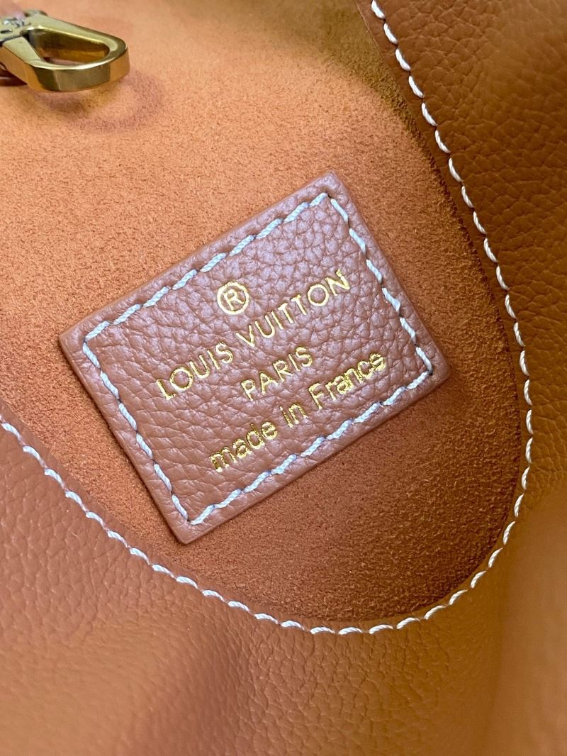 Louis Vuitton Hobo Bags